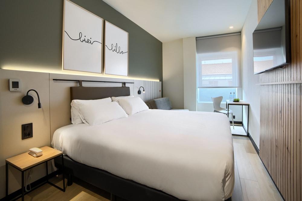 Hotel Bed4U Bilbao Exterior foto